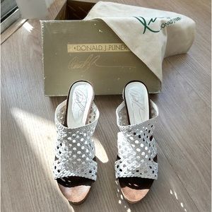 Donald Pliner White Heels